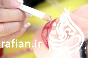 عکس| «لب سازی» در آموزشگاه مراقبت و زیبایی اشرفیان